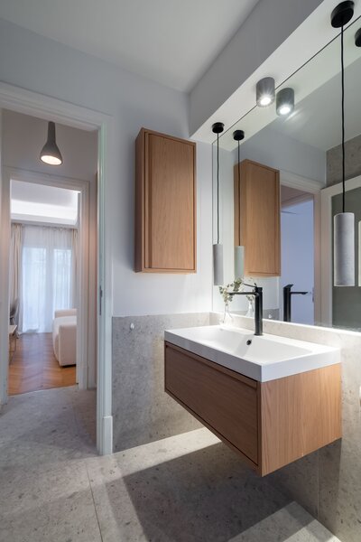 Universitate, ultracentral, apartament cu 2 camere, birou, comision 0%