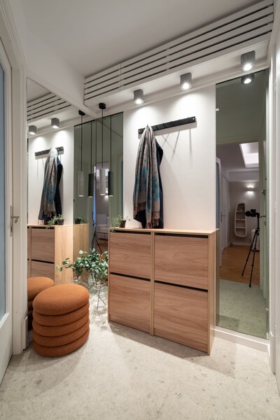 Universitate, ultracentral, apartament cu 2 camere, birou, comision 0%